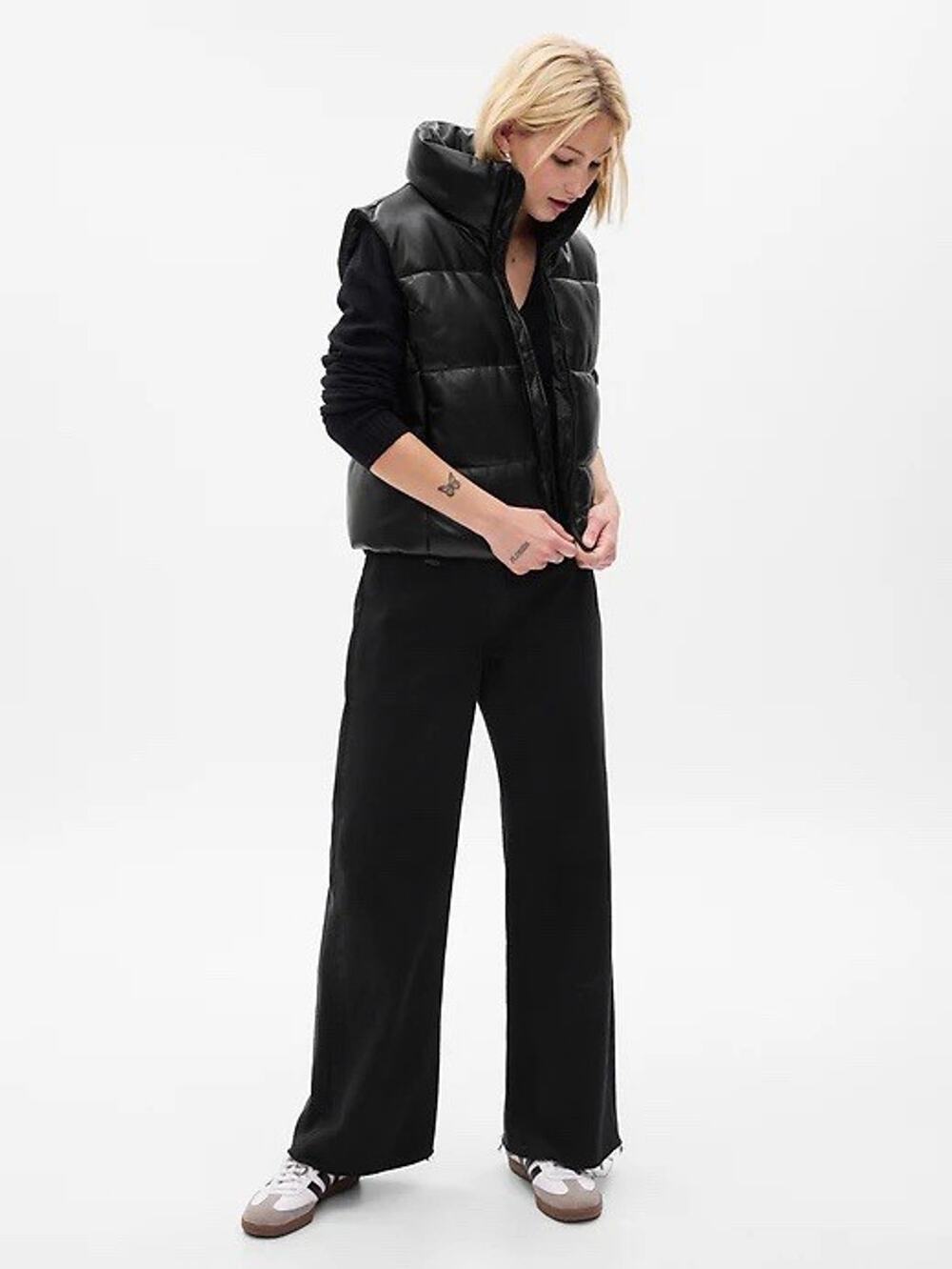 Gap Vegan Leather Cropped Puffer Vest Womens Size Small Black $128